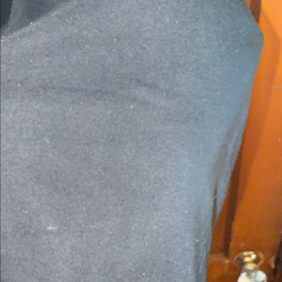 🖤 Vintage Victoria’s Secret PINK Sequin Graphic V-Neck Tee 🖤 - Picture 4 of 7